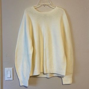 UNIQLO sweater